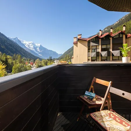 Apartment Grand Roc - Campanules 213 - Happy Chamonix