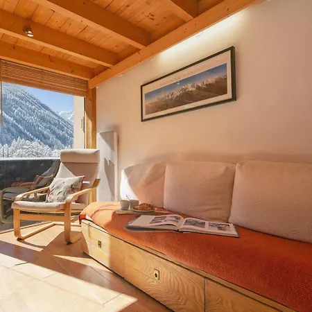 Grand Roc - Campanules 213 - Happy * Chamonix