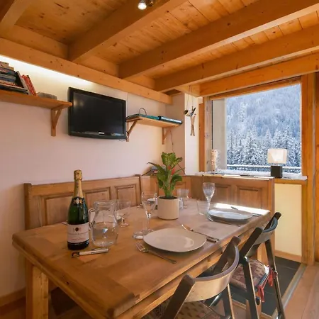 Appartement Résidence Grand Roc - Campanules 213 - Happy Chamonix